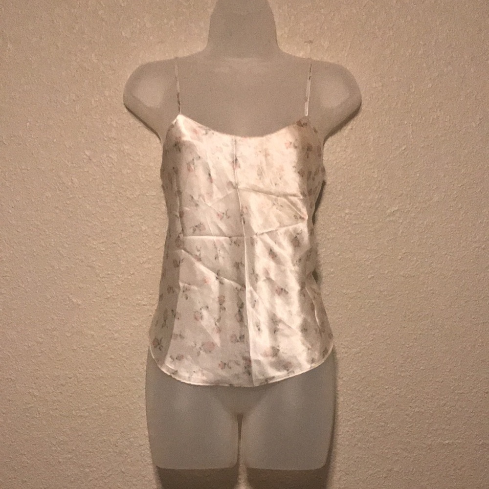 Super adorable silky top